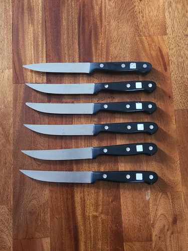 Wusthof knife lot with 2 - 6,